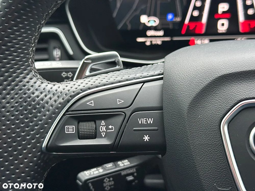 Audi RS4 Limousine - 27