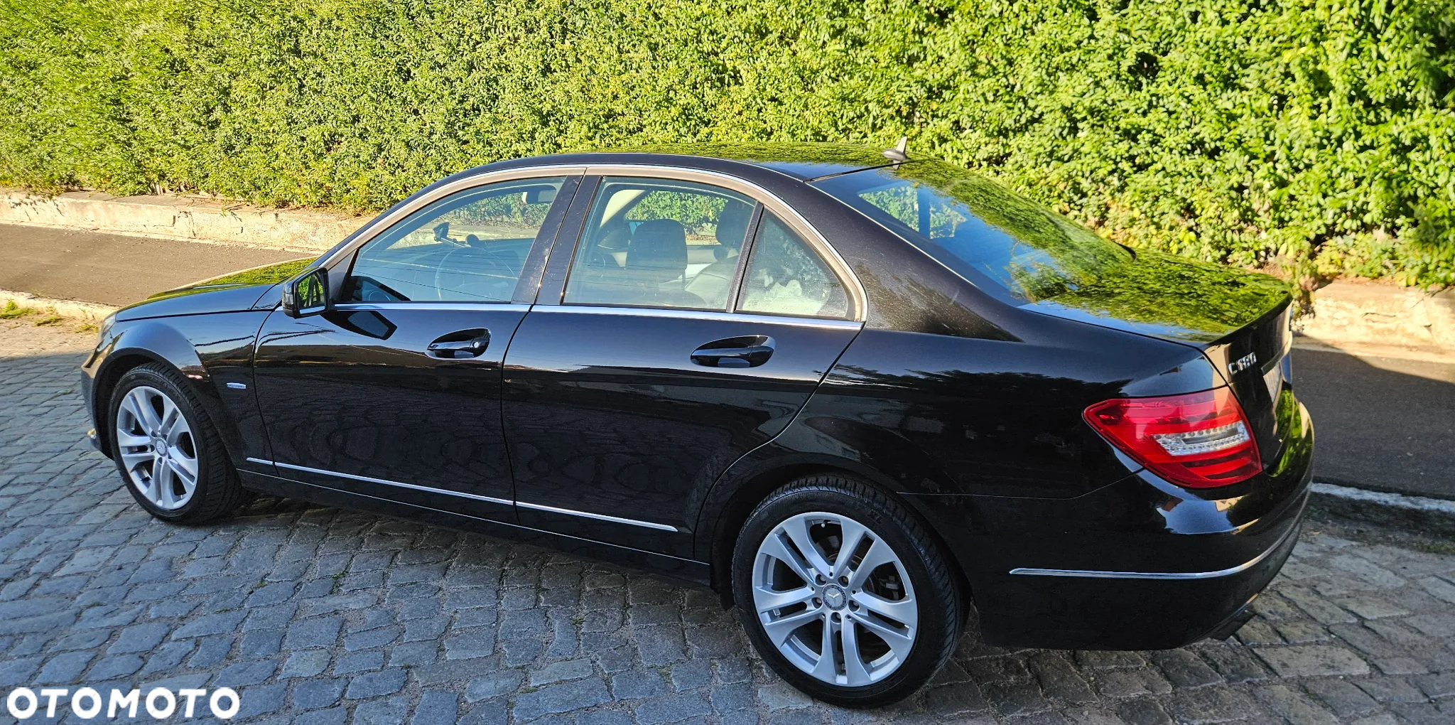 Mercedes-Benz Klasa C 180 CGI BlueEff Avantgarde - 9