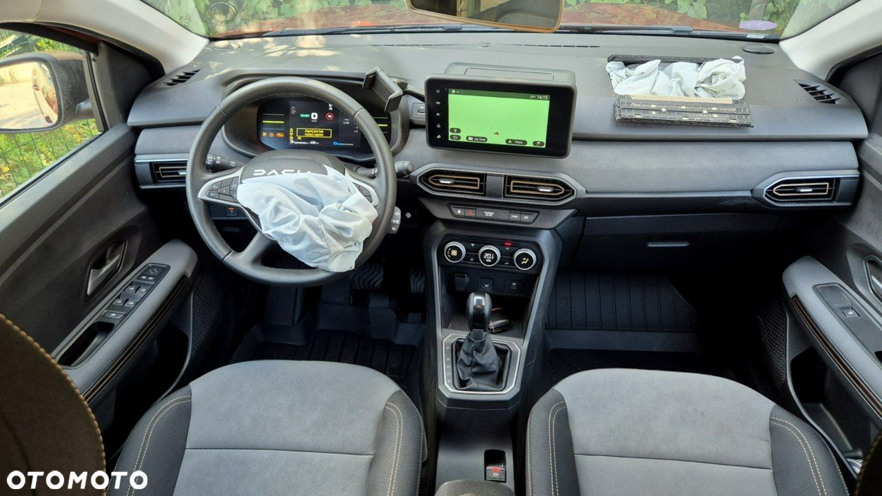 Dacia Jogger 1.6 Full Hybrid 140 Extreme MMT - 12