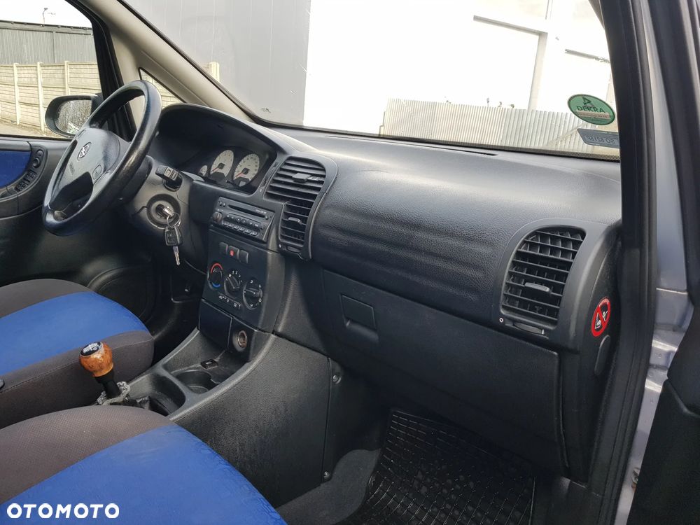 Opel Zafira 1.8 16V Elegance - 6