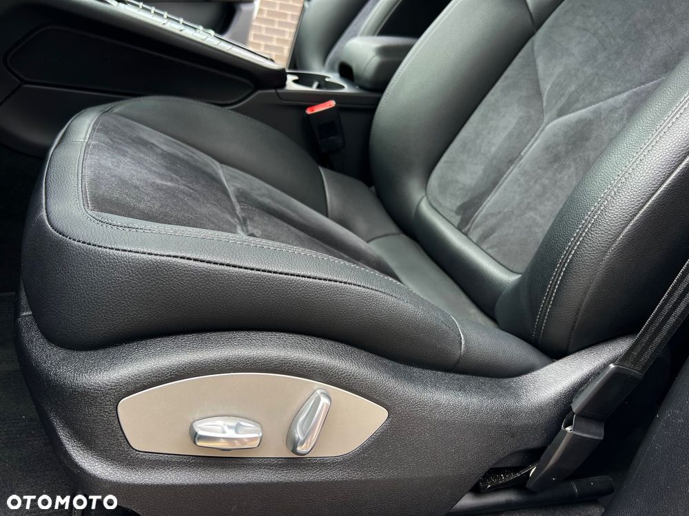 Porsche Macan - 10