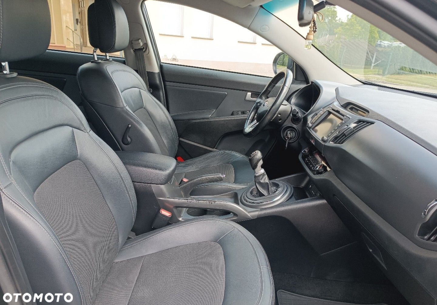 Kia Sportage - 14