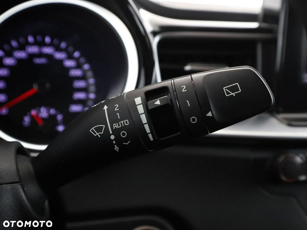Kia ProCeed 1.6 T-GDI GT DCT - 34