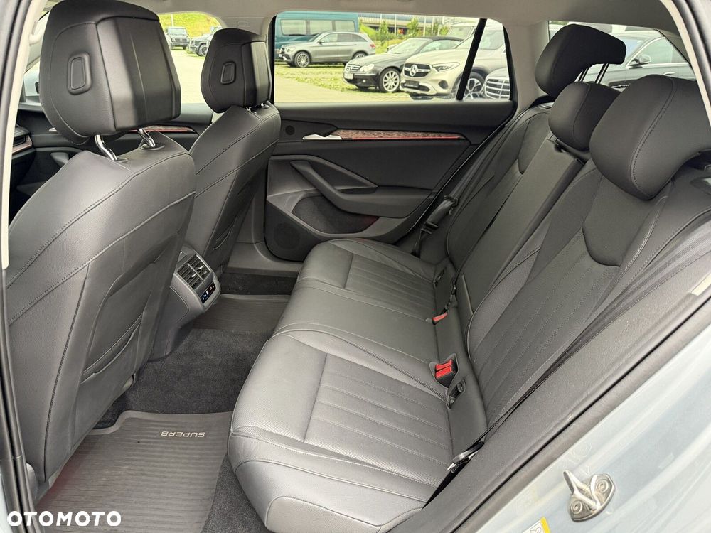 Skoda Superb 2.0 TDI SCR 4x4 L&K DSG - 22