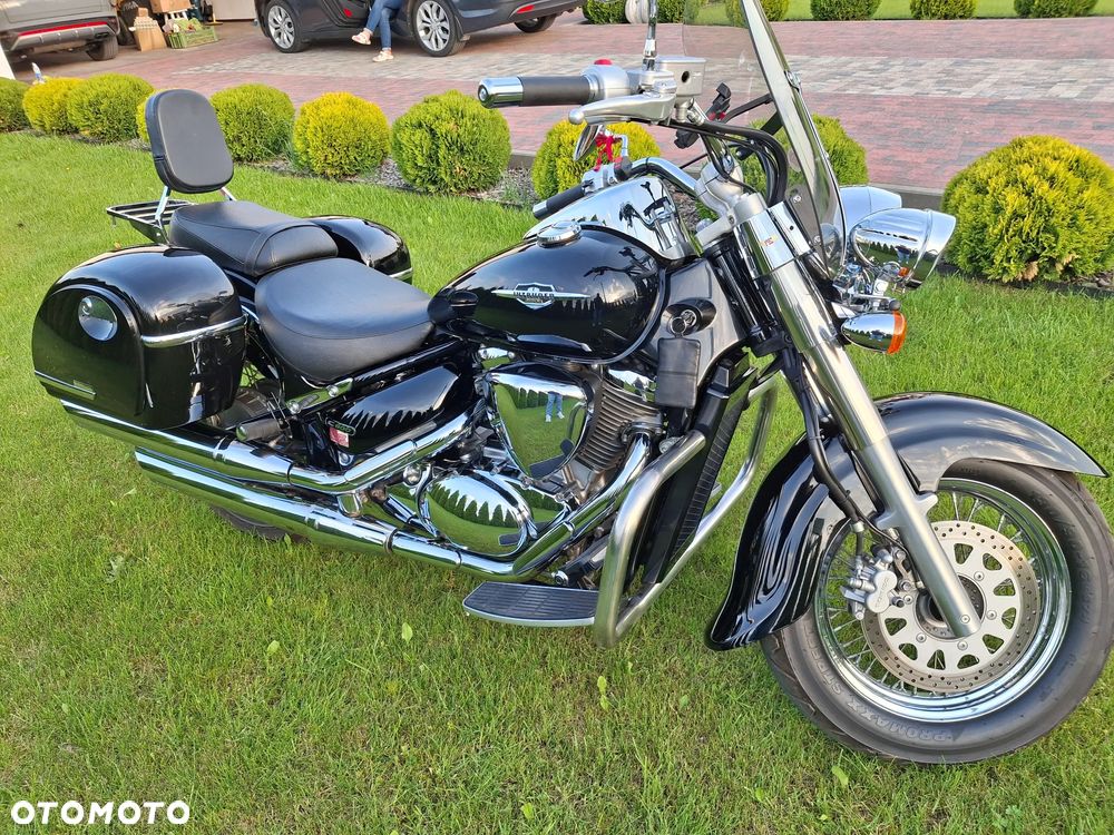 Suzuki Intruder - 2