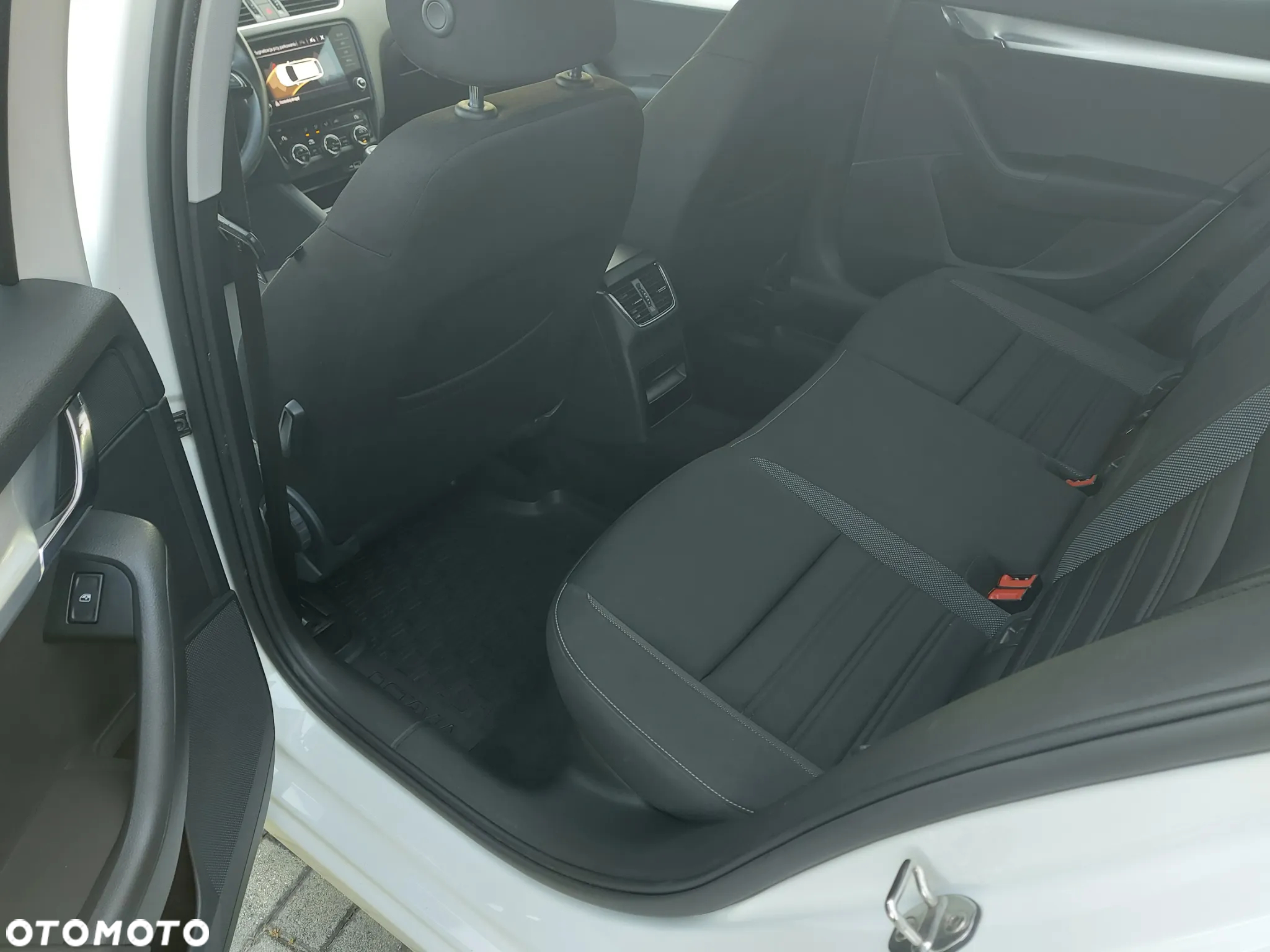 Skoda Octavia 1.6 TDI Ambition - 15
