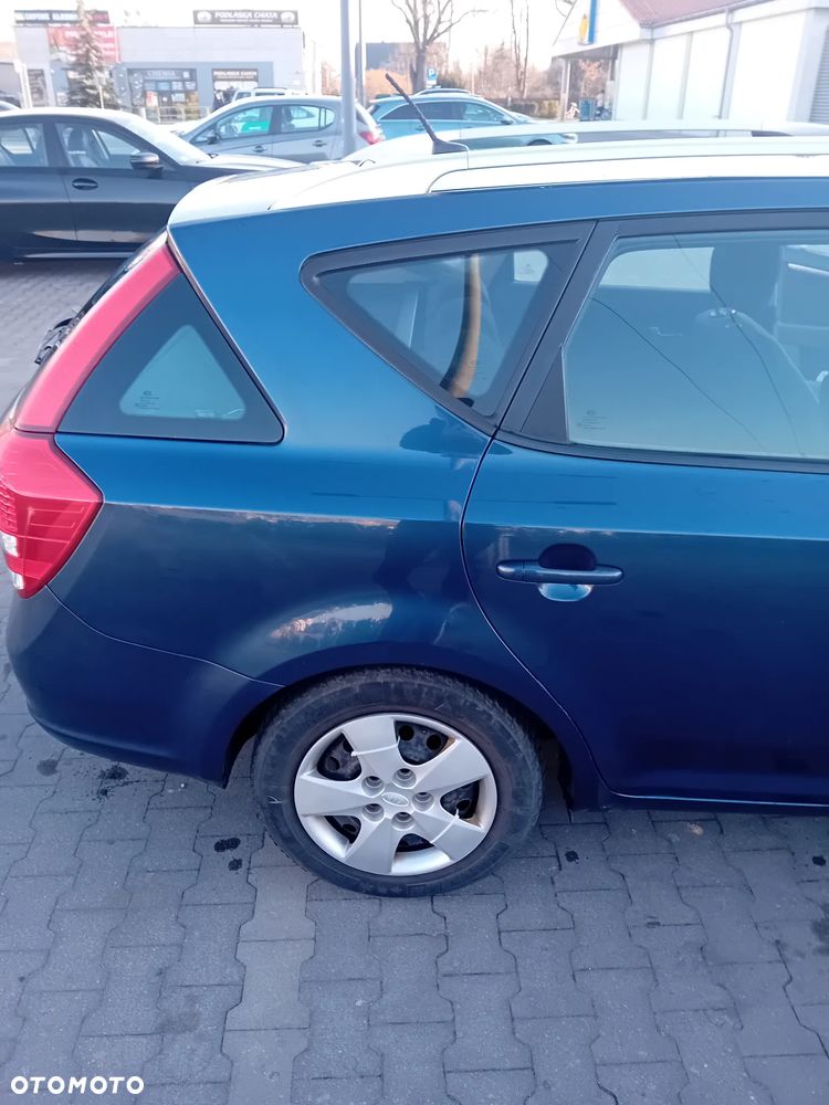 Kia Ceed 1.6 CVVT ISG Spirit - 8