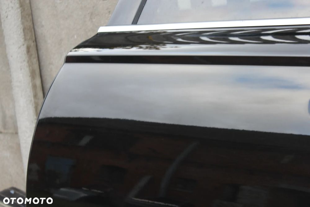 DRZWI TYLNE LEWE AUDI A6 C7 AVANT LY8X 2015 - 10