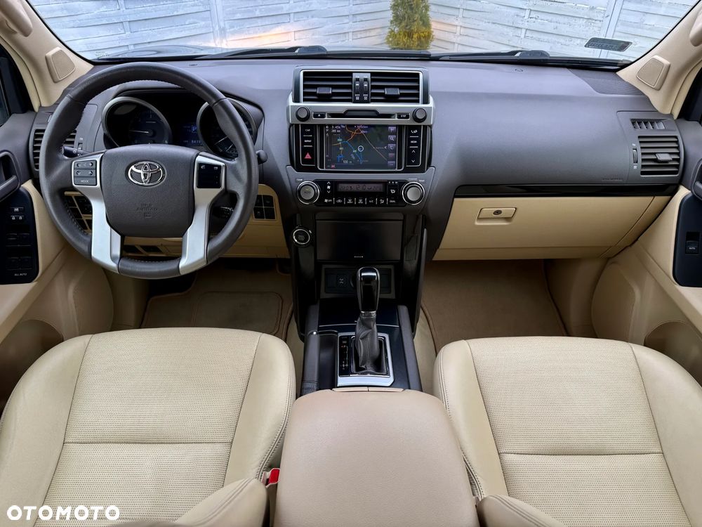 Toyota Land Cruiser LC 2.8 D-4D Premium - 9