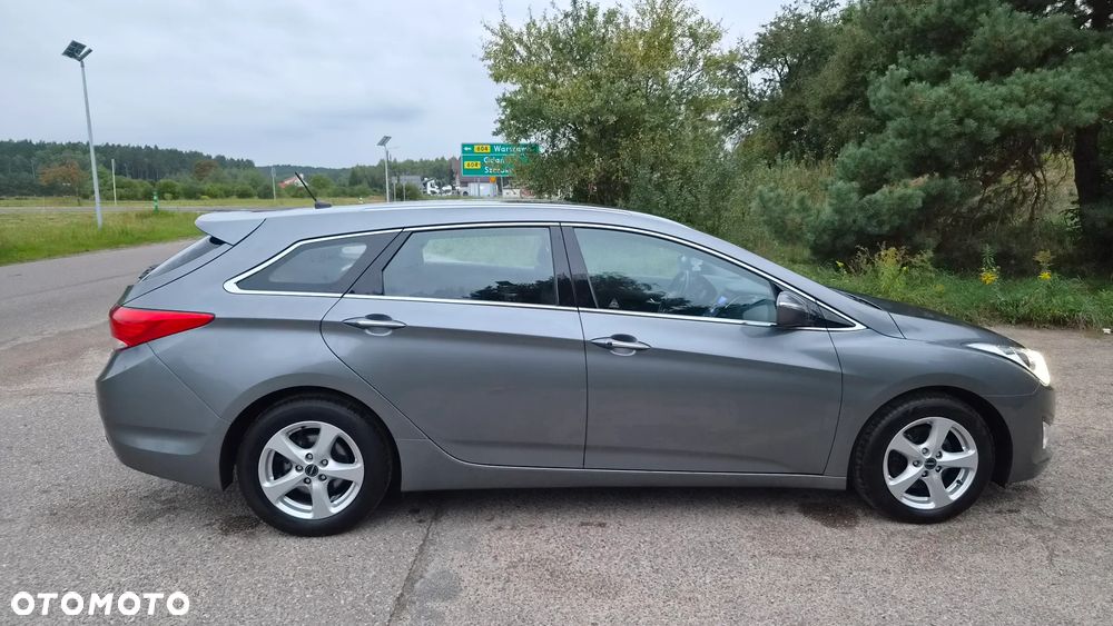 Hyundai i40 i40cw 1.7 CRDi Fifa World Cup Edition - 8