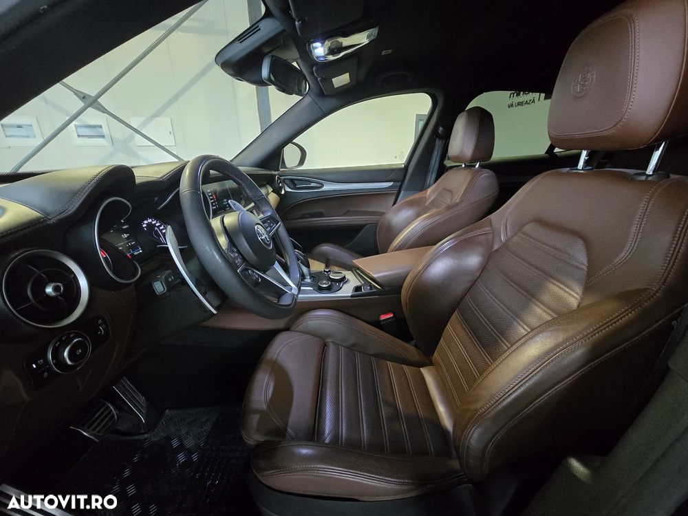 Alfa Romeo Stelvio 2.0 Turbo AWD AT8 Super - 15