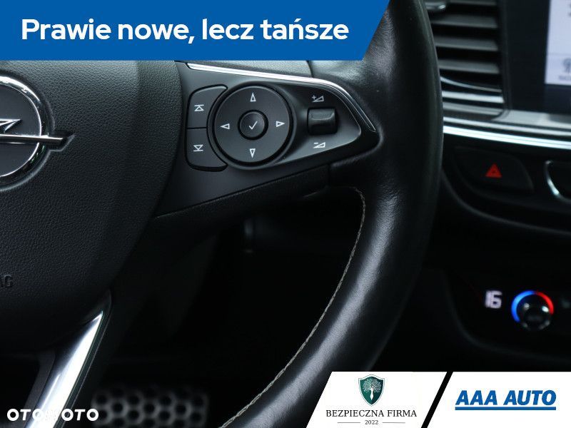 Opel Insignia - 24