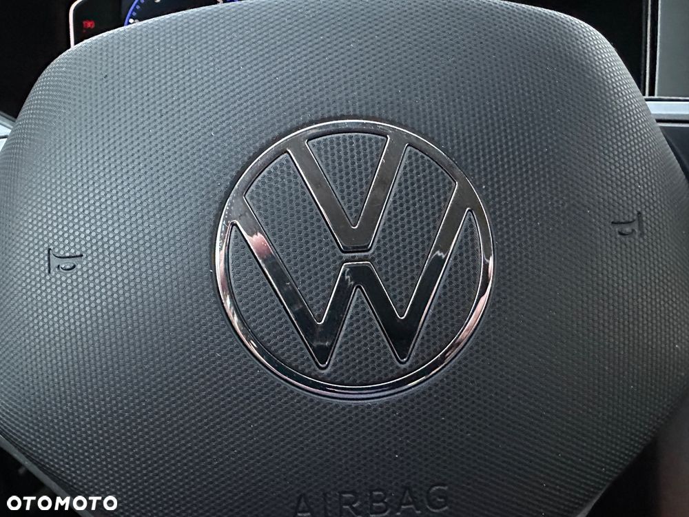 Volkswagen T-Roc 1.5 TSI Life - 27