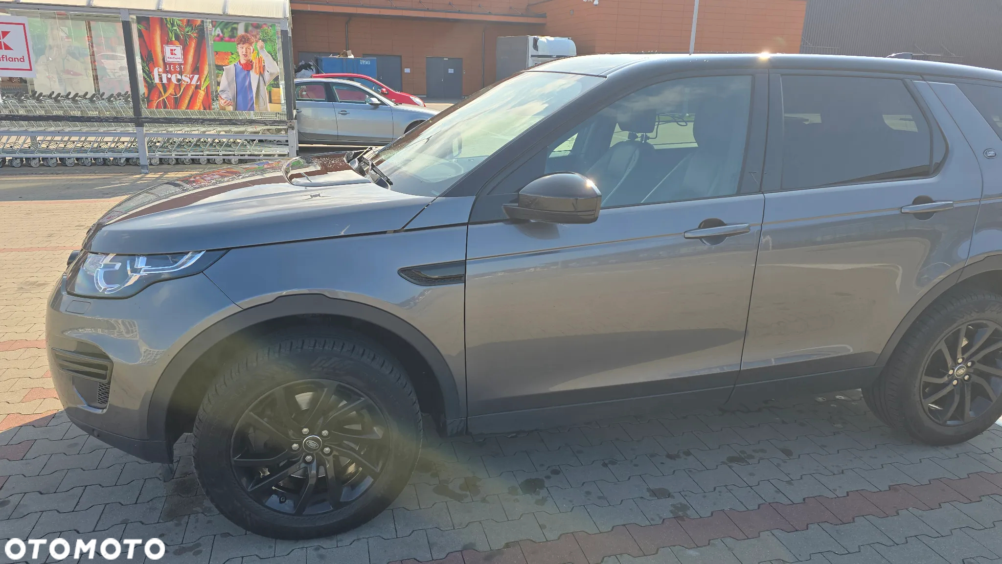 Land Rover Discovery Sport 2.0 D180 SE - 12
