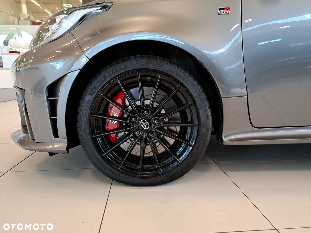 Toyota Yaris - 20