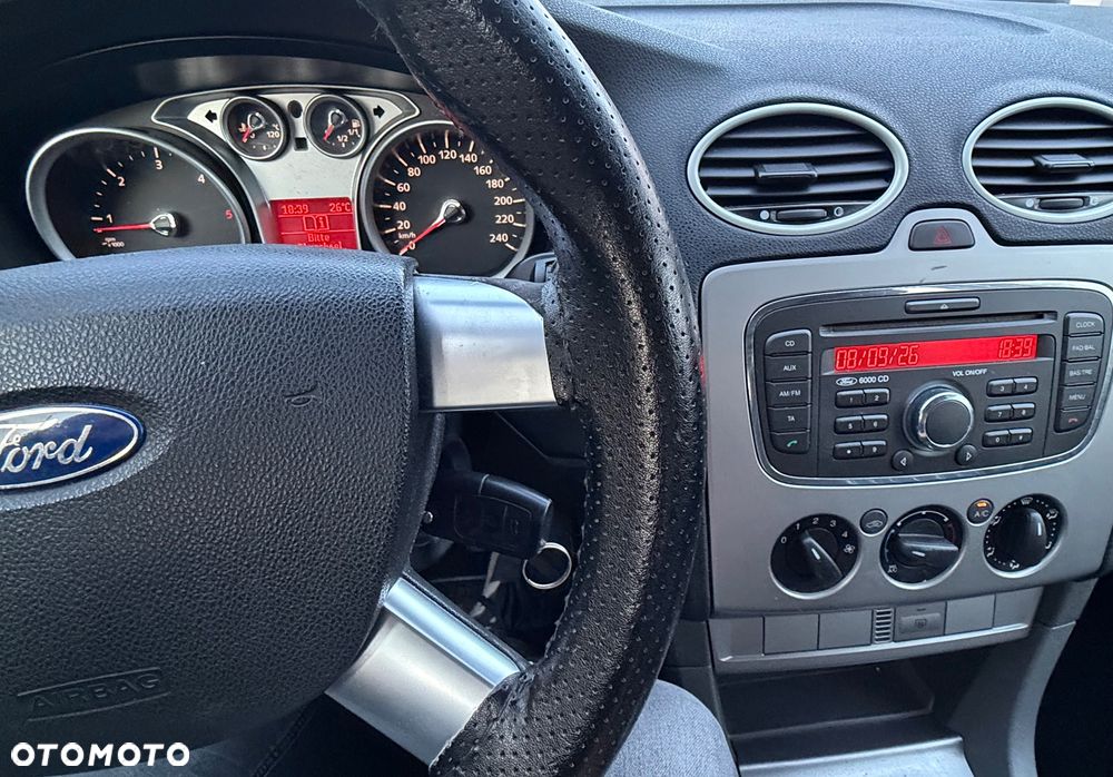Ford Focus - 12