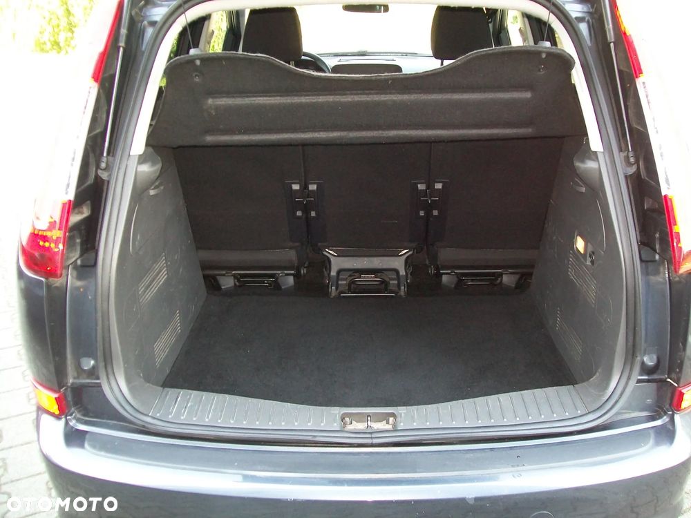 Ford C-MAX 1.6 Ambiente - 12