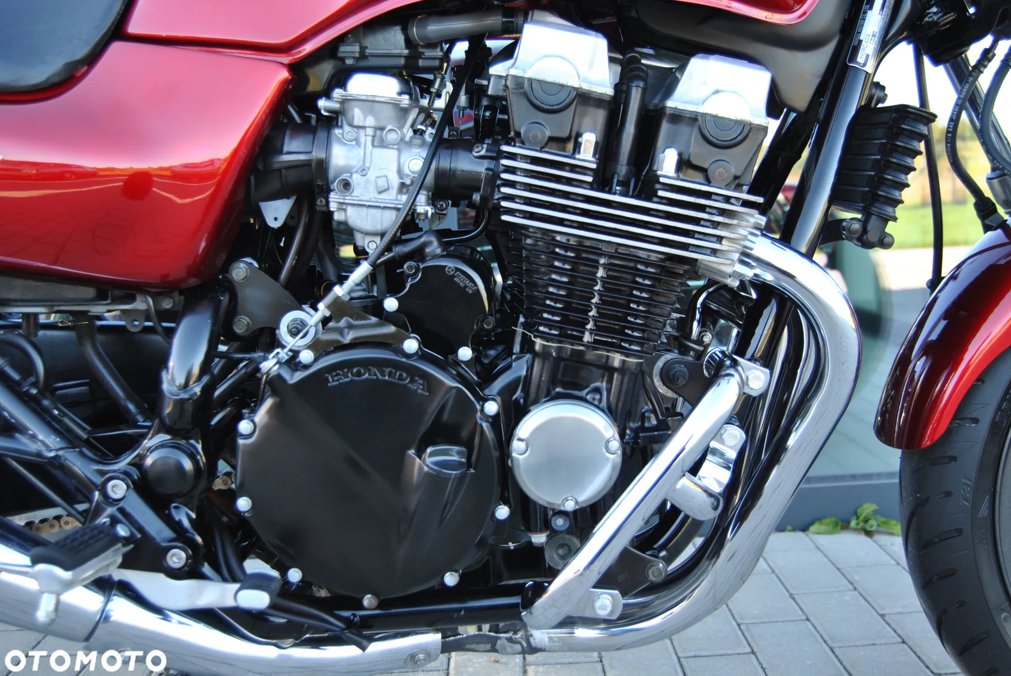 Honda CB - 11