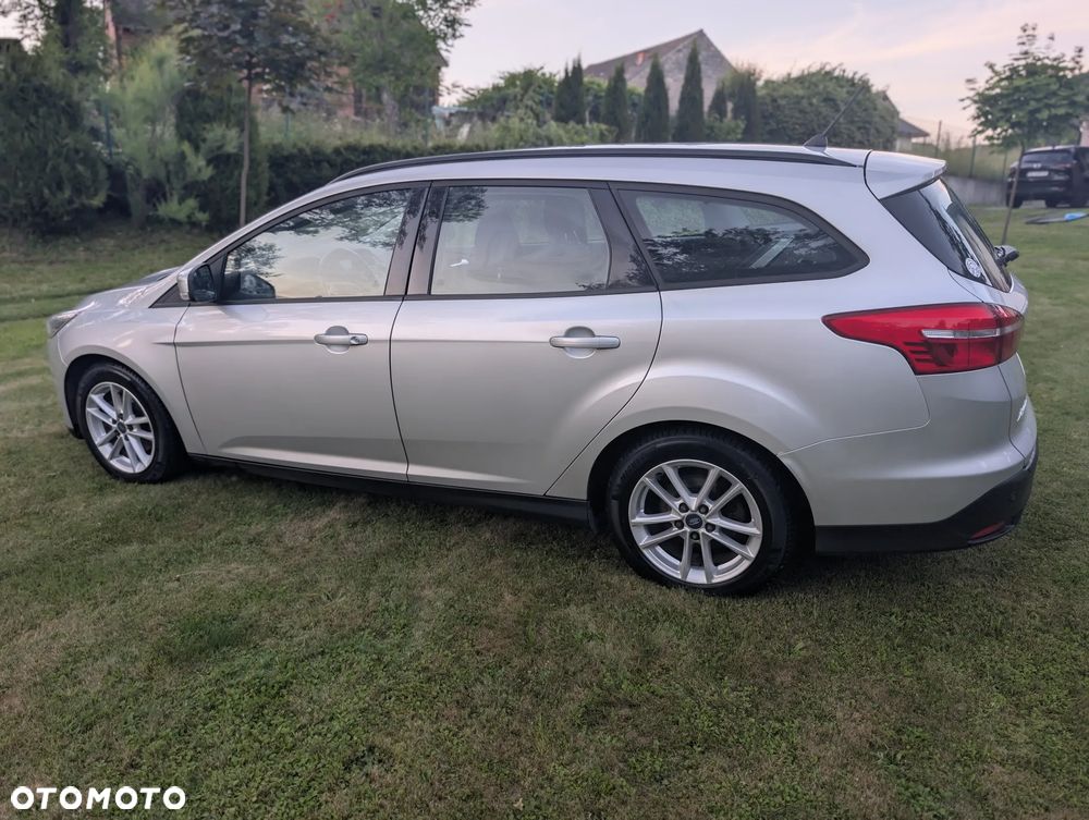 Ford Focus 1.5 TDCi Trend - 11