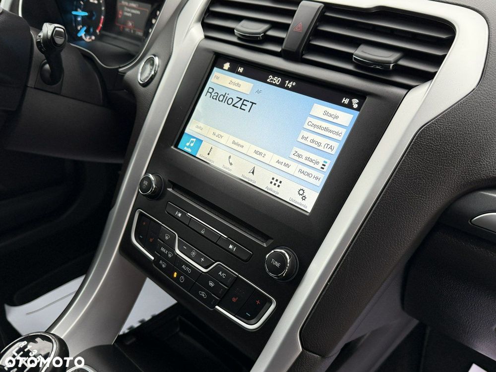 Ford Mondeo - 32
