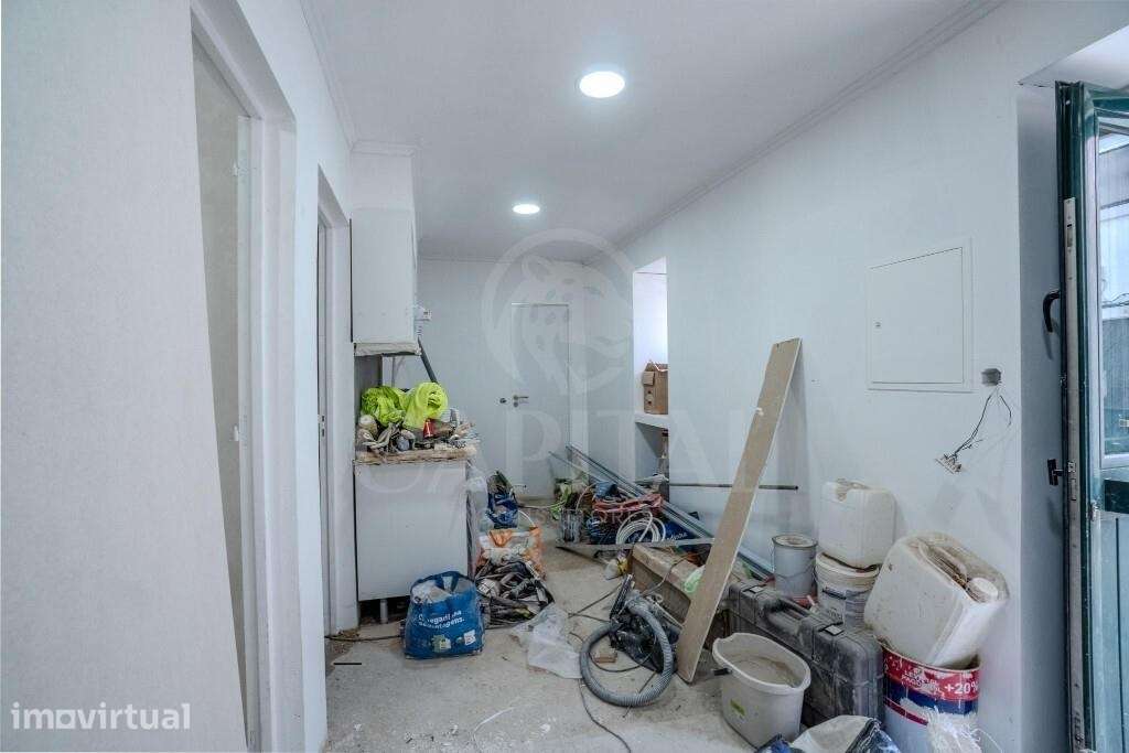 Moradia T2 Típica Renovada no Centro de Odivelas – Oportunidade de Inv - Grande imagem: 5/11