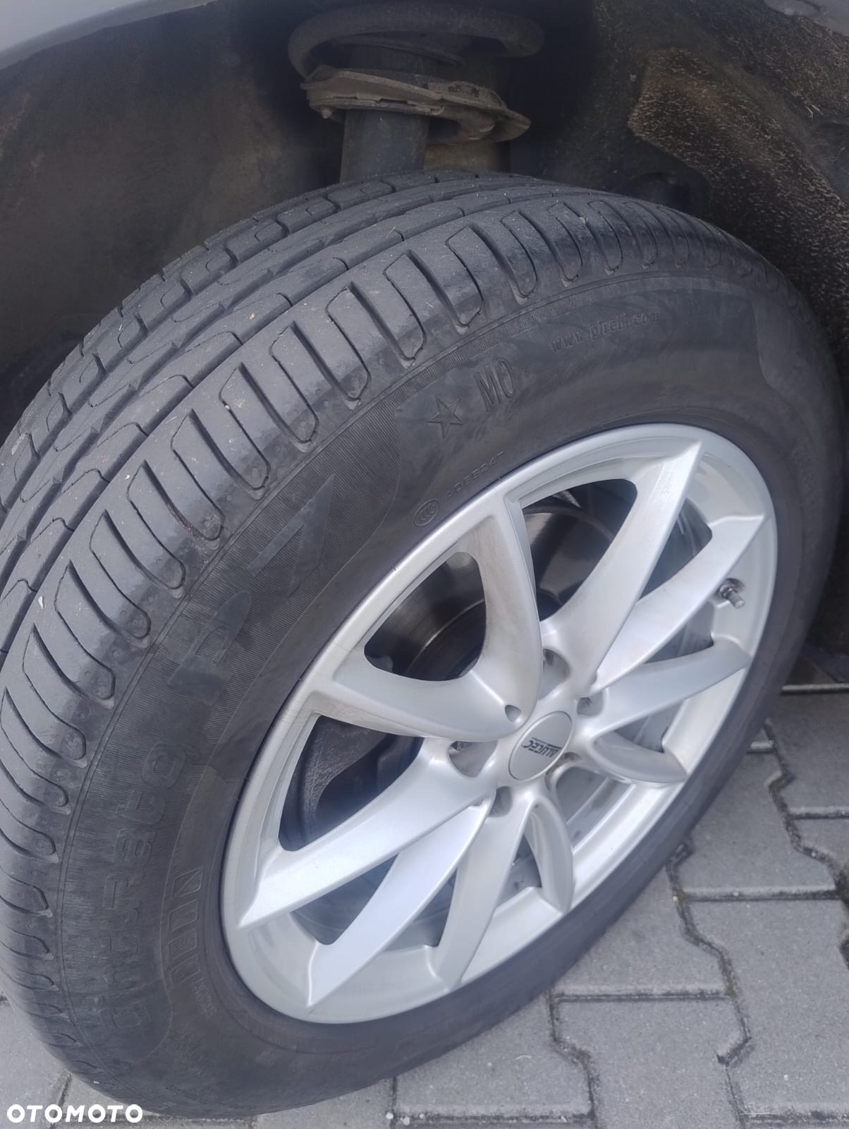 BMW X1 xDrive18d - 12