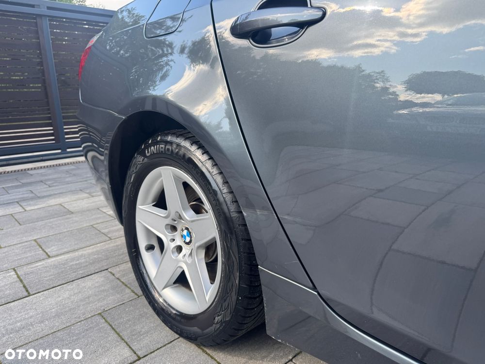 BMW Seria 5 525d - 10