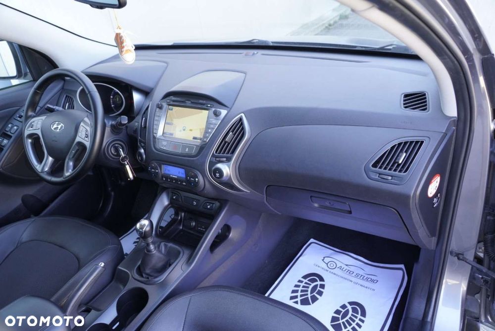 Hyundai ix35 1.7 CRDi Premium 2WD - 10