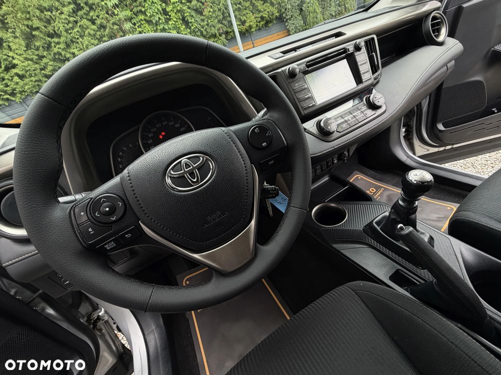 Toyota RAV4 2.0 D-4D 4x2 Start-Stop - 28