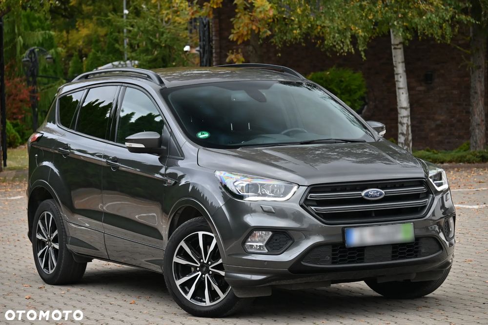 Ford Kuga 1.5 EcoBoost 2x4 ST-Line - 8