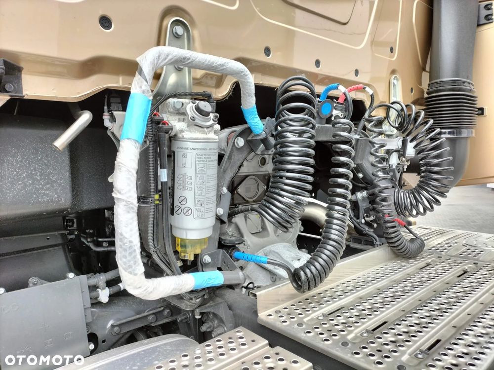 Mercedes-Benz Actros 1848 LS - 9