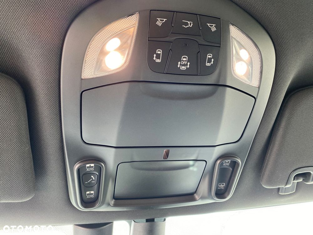 Chrysler Pacifica - 15