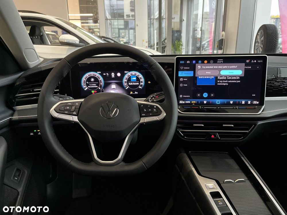 Volkswagen Passat - 17