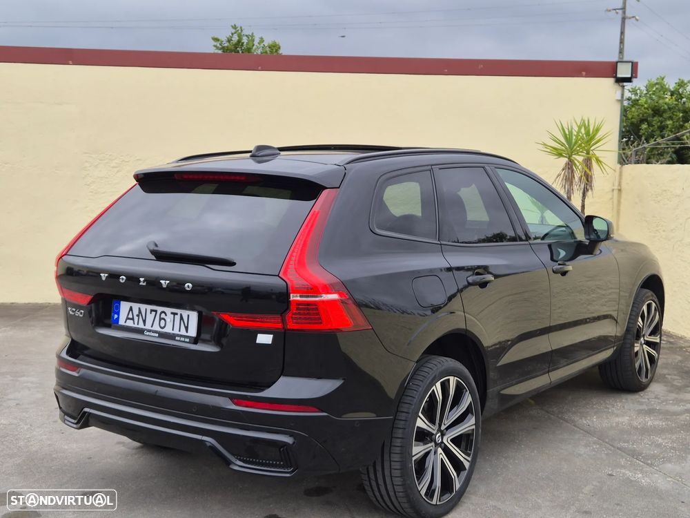 Volvo XC 60 2.0 T6 PHEV R-Design AWD - 14