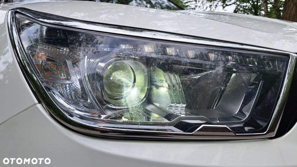 SsangYong/KGM Tivoli e-XDi 160 2WD Black+White - 35