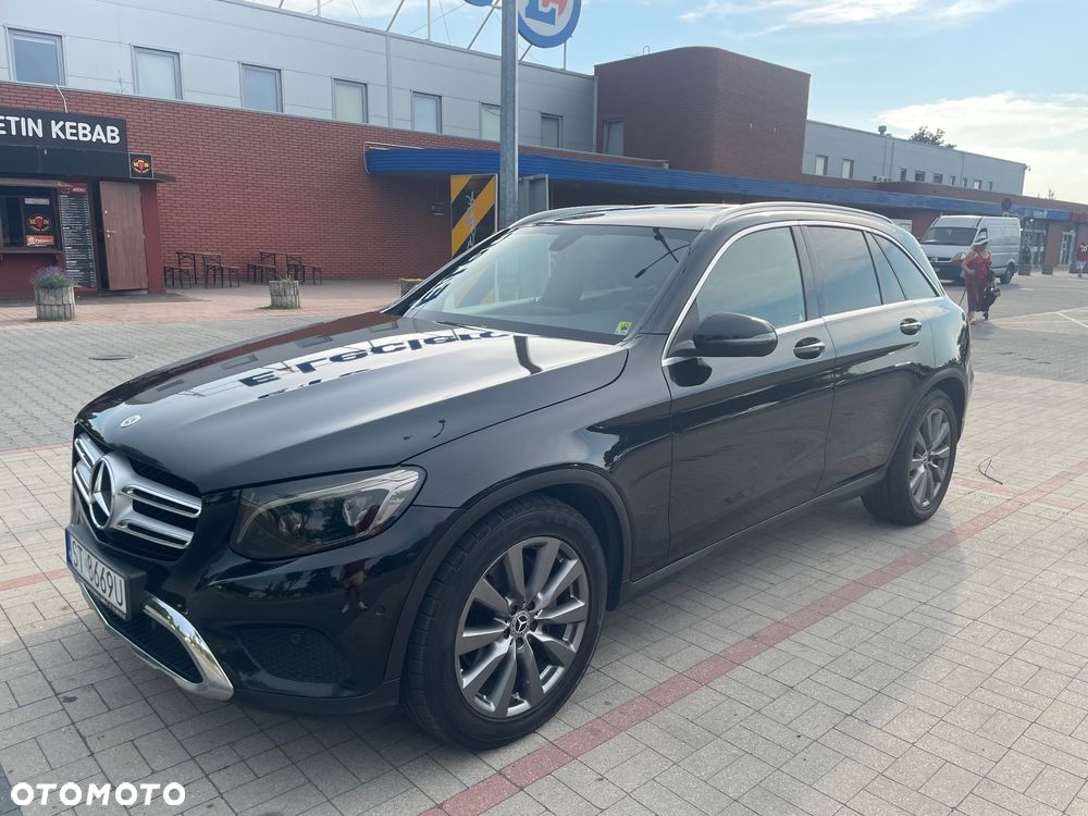 Mercedes-Benz GLC 250 4-Matic - 1