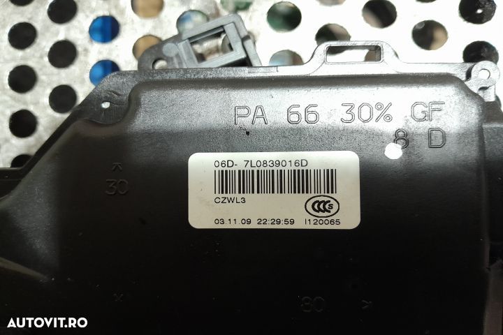Broasca usa spate dreapta 7L0839016D Volkswagen VW Golf 5 [2003 - 200 - 4