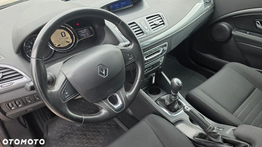 Renault Megane 1.2 16V TCe Energy Limited EU6 - 17