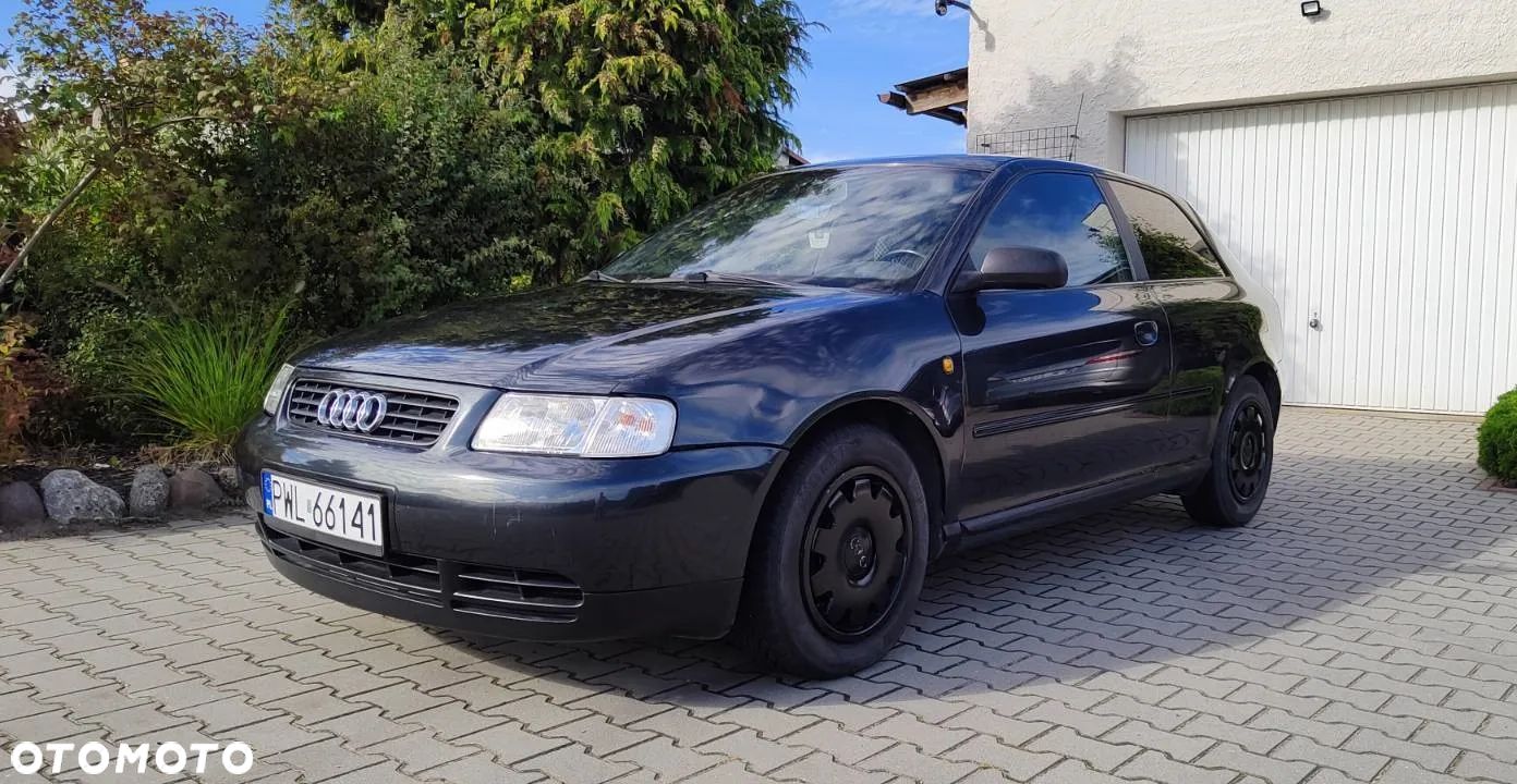 Audi A3 1.6 Ambiente - 1