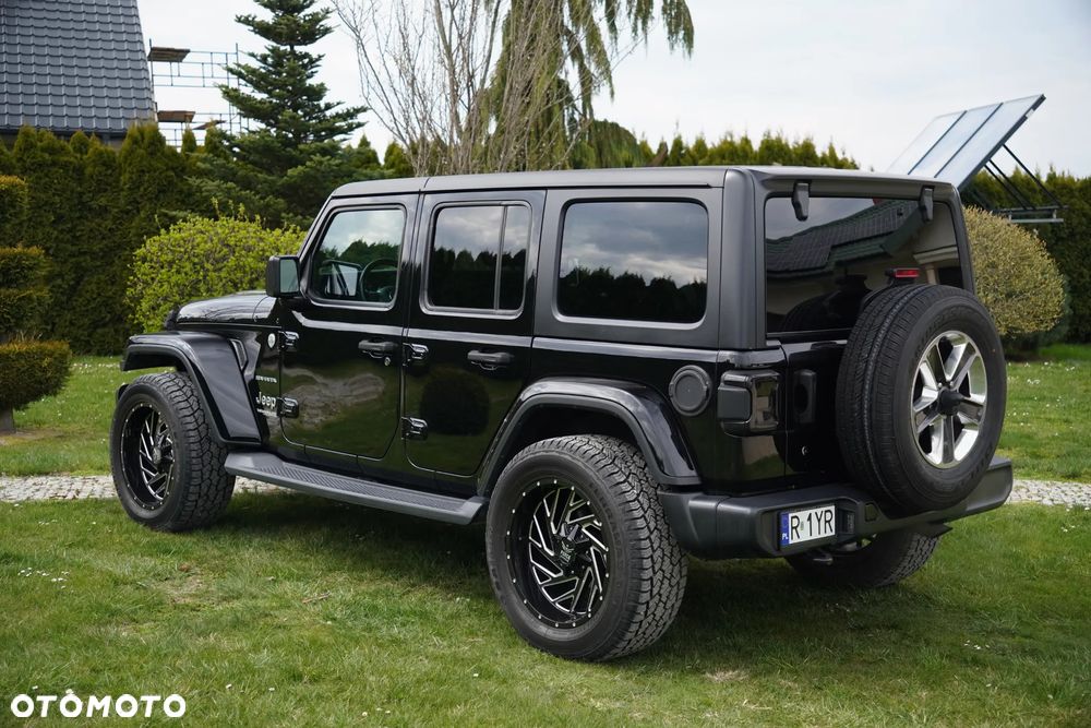 Jeep Wrangler 3.6 Unlim Sahara - 31