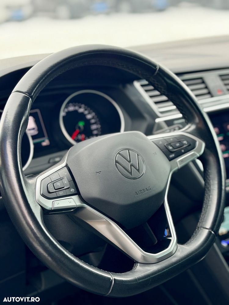 Volkswagen Tiguan - 14