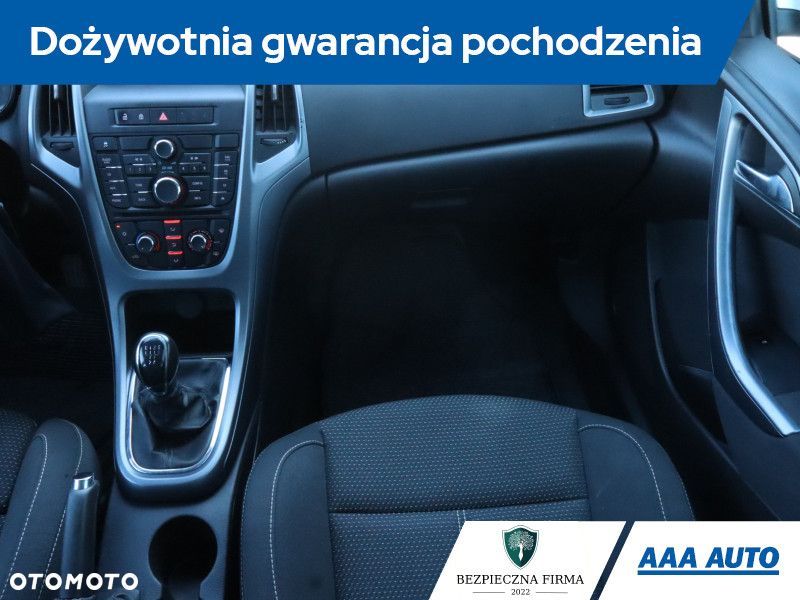 Opel Astra - 10
