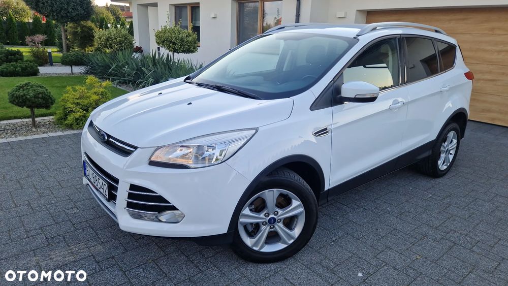 Ford Kuga 2.0 TDCi 2x4 Titanium - 24