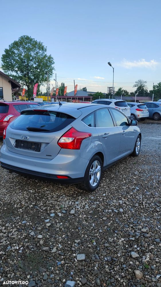 Ford Focus - 6