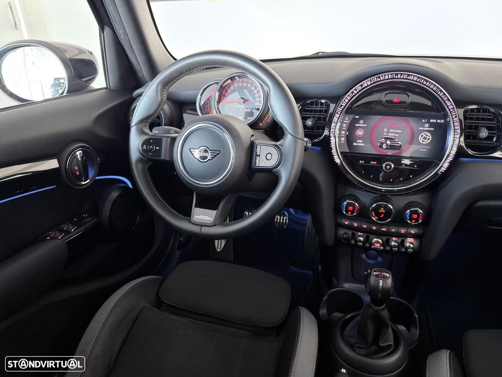 MINI 5 Portas Cooper JCW - 16