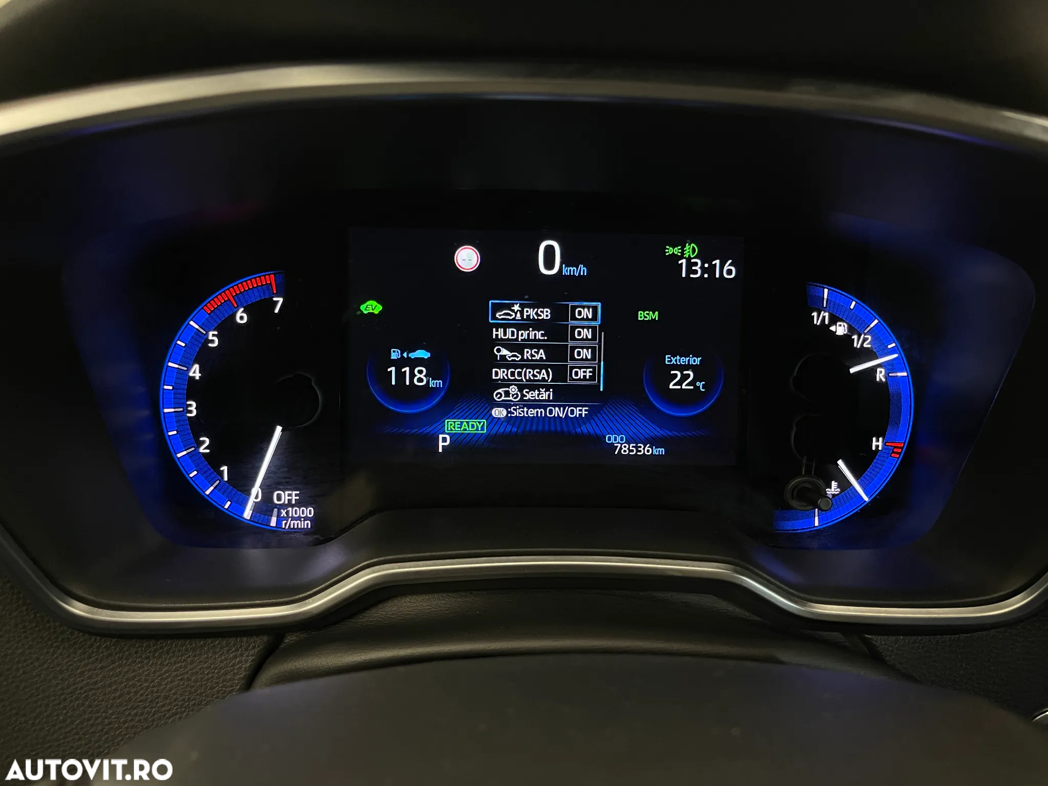 Toyota Corolla Sedan 1.8 HEV Exclusive - 25