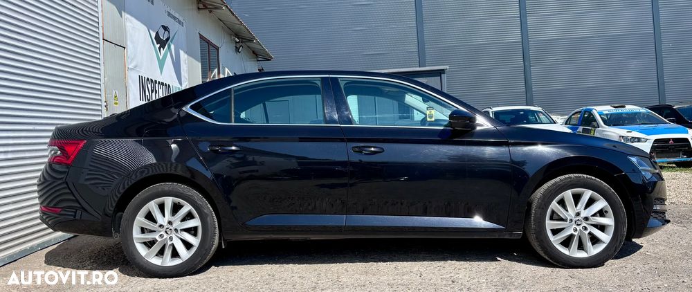 Skoda Superb 2.0 TDI DSG Style - 16