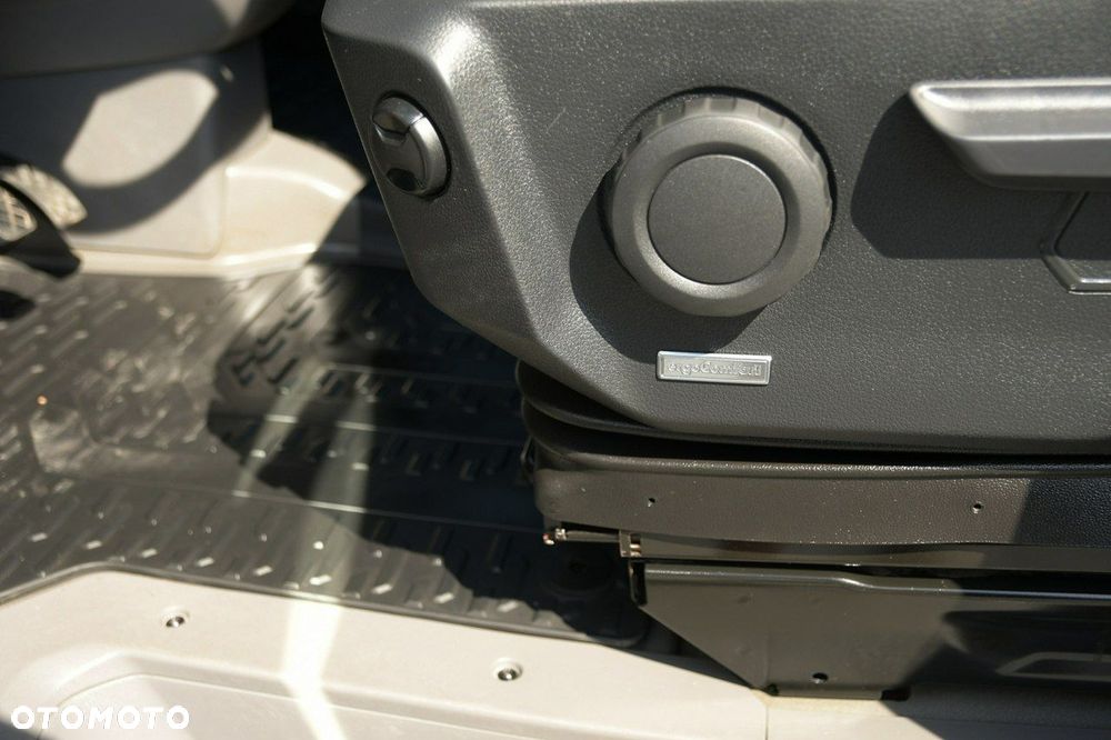 Volkswagen Crafter - 25