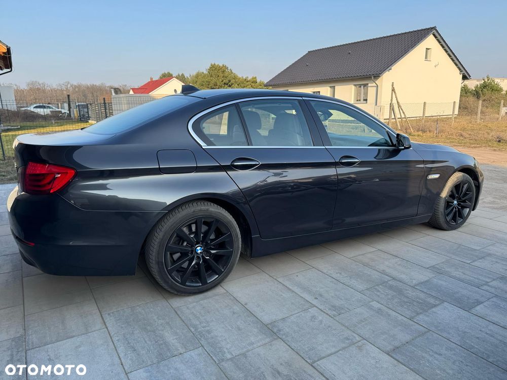 BMW Seria 5 525d xDrive Modern Line - 8