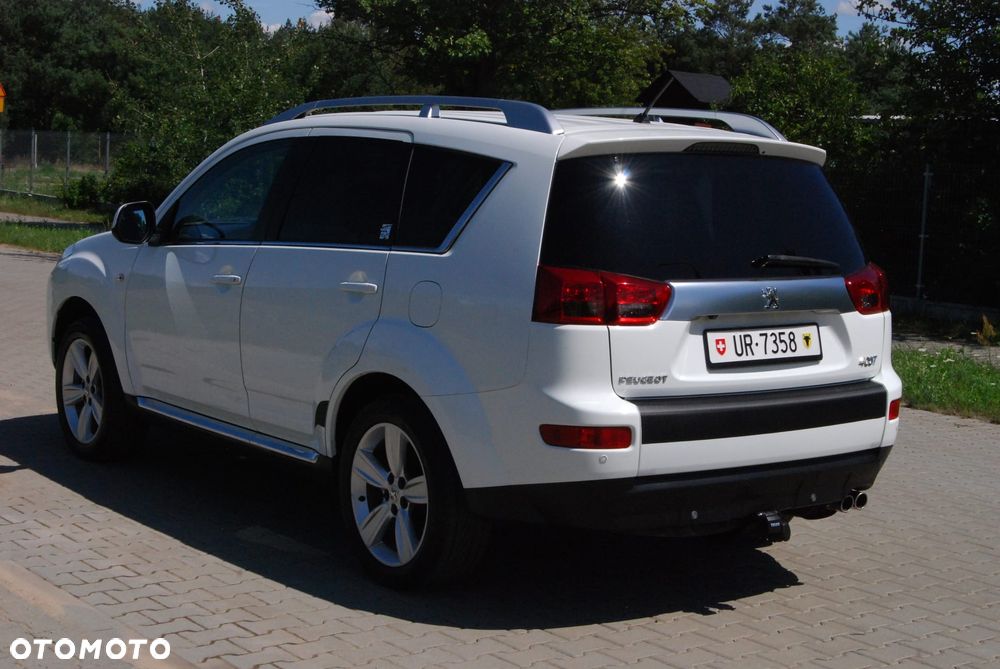 Peugeot 4007 - 14